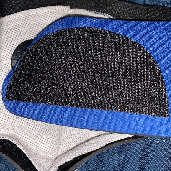 🎁🎭FANTASTIC MASKS 🎭🎁 - Picture 9 of 11